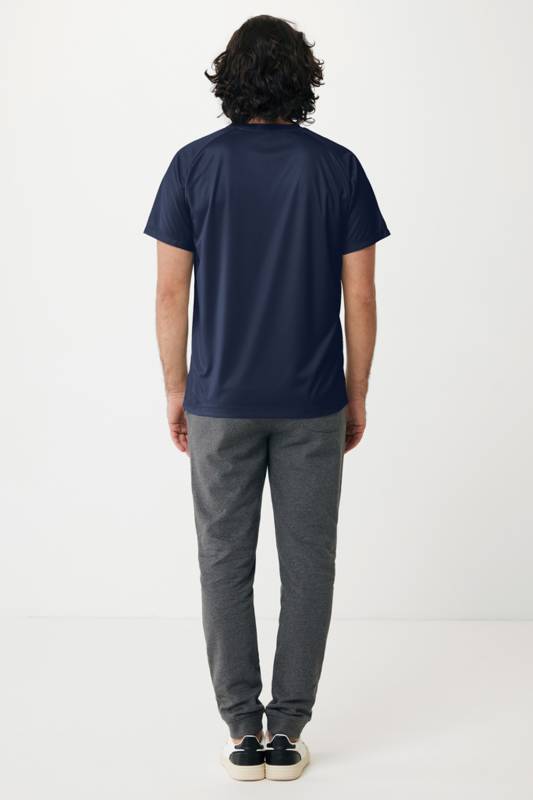 Спортивная футболка Iqoniq Tikal из переработанного полиэстера AWARE™, унисекс, 150 г/м²