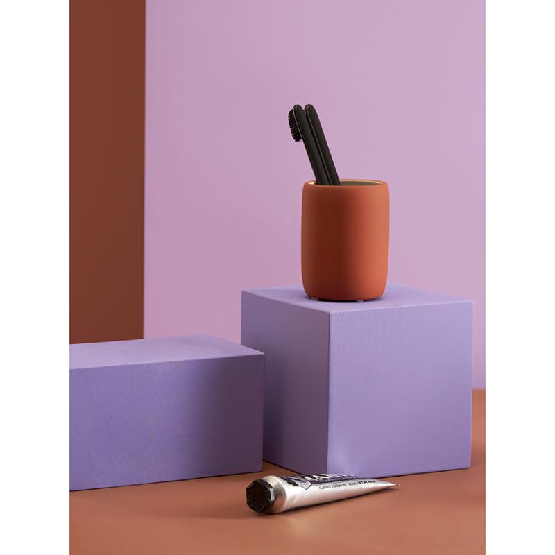 Стакан для зубных щеток