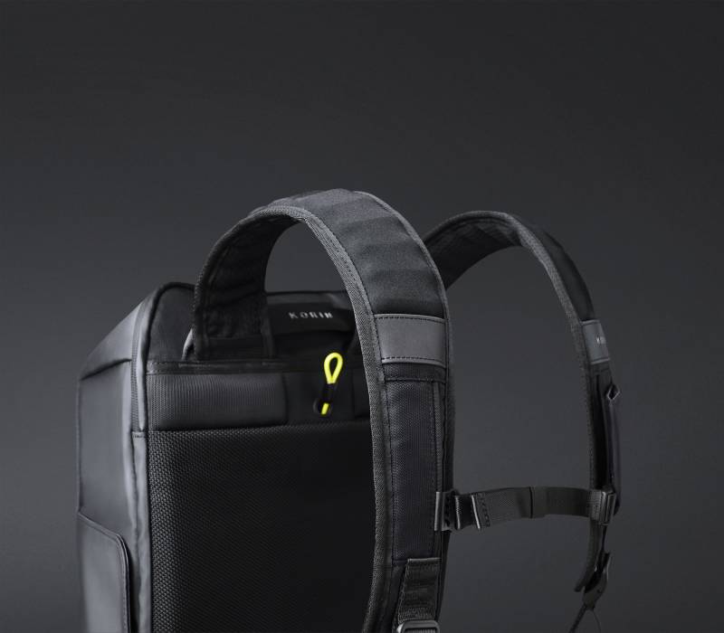 Рюкзак KORIN FlipPack 47х30х17 см, зеленый/черный