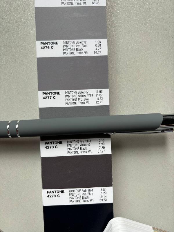 Ручка шариковая Legend Soft Touch Requis