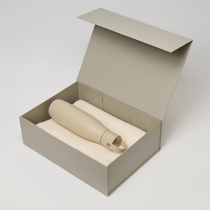 Подарочный набор Bosca, Forges,  (термобутылка, шарф)