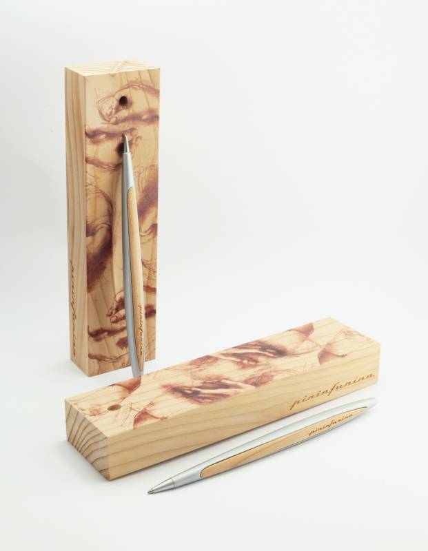 Набор из двух ручек Pininfarina Cambiano BOX CEDARWOOD