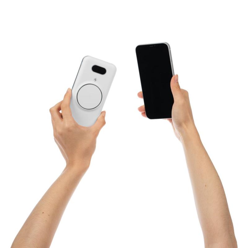 Внешний аккумулятор Omni Pro 10000 мАч