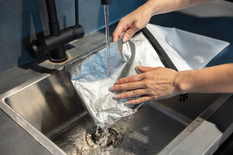 Сумка-холодильник Snackstrap из rPET AWARE™, 30x20 см