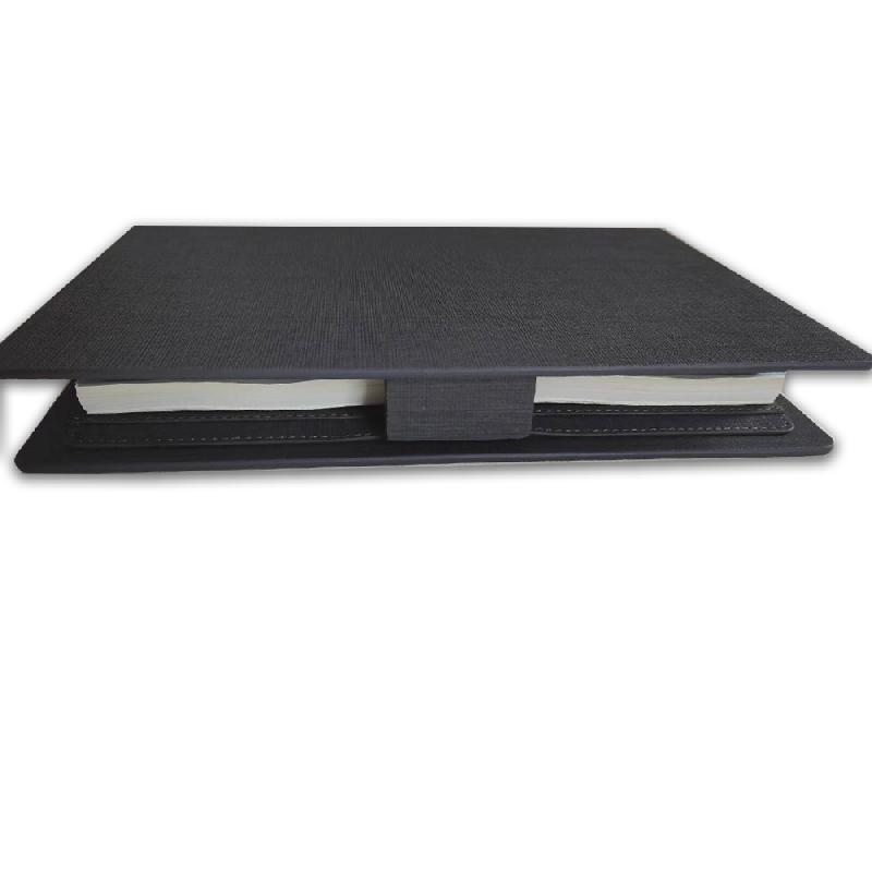 Ежедневник в суперобложке на кольцах Country Diplomat Rich А5+, недатированный