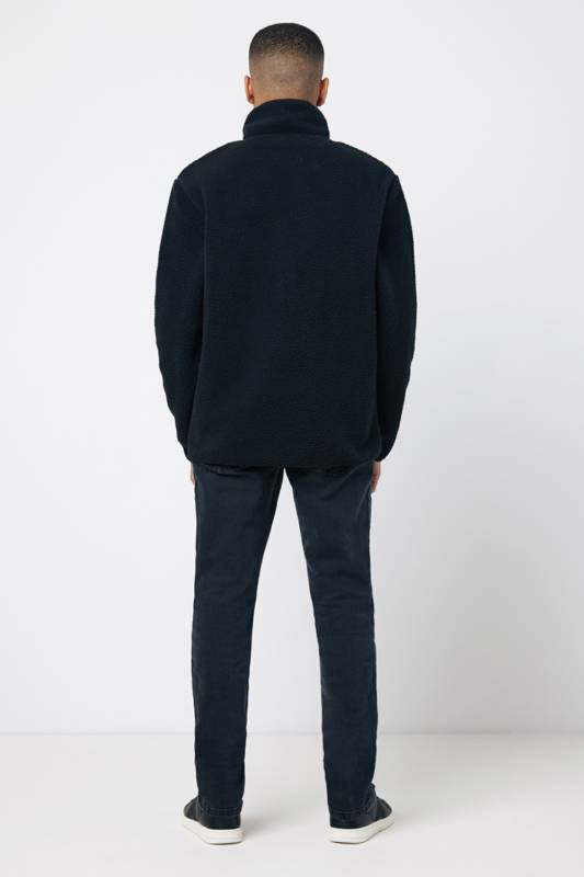 Куртка Iqoniq Diran из переработанного полиэстера AWARE™, унисекс, 320 г/м²