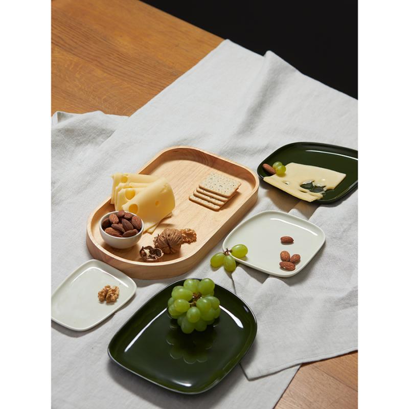 Набор из 5ти сервировочных тарелок на деревянном подносе sorrento