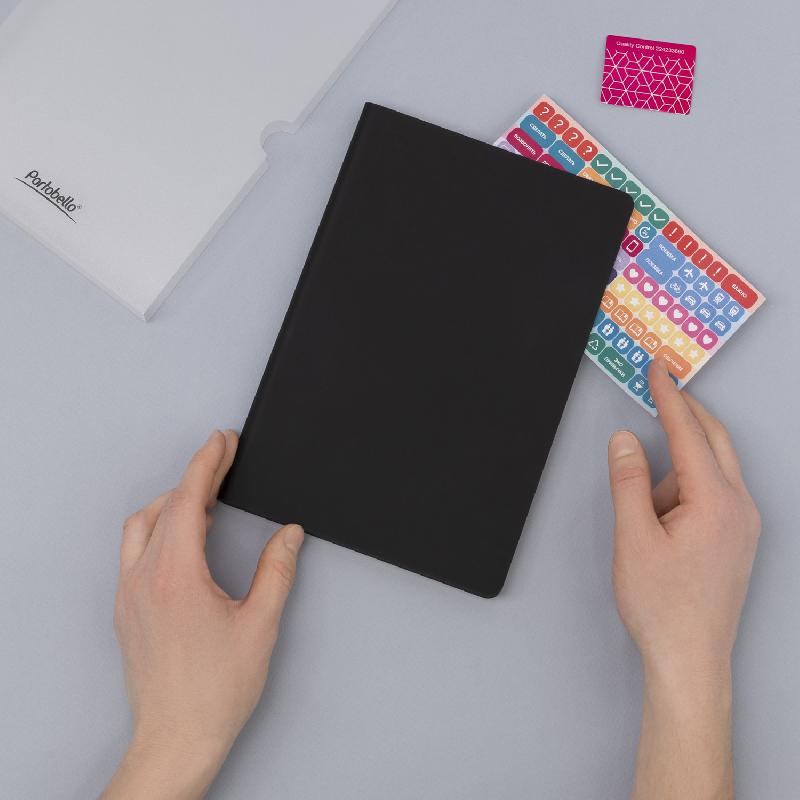 Ежедневник Spark недатированный,  (с упаковкой, со стикерами)