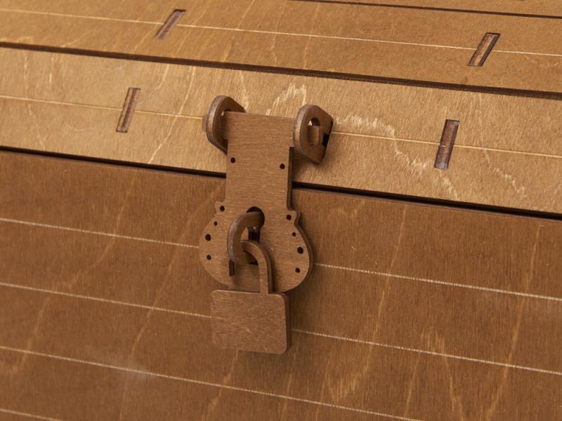 Подарочный набор: кукла фарфоровая, крем-мёд с лаймом и имбирем