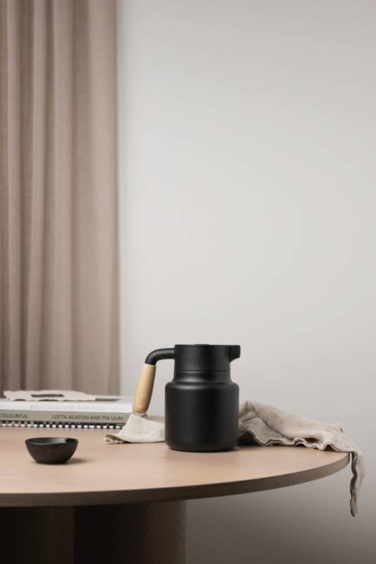 Вакуумный термос с ручкой VINGA Arbe из переработанной нержавеющей стали RCS, 1 200 мл