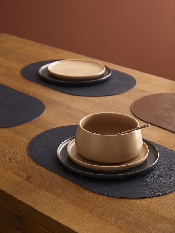 Набор из двух тарелок  из коллекции essential, 25 см