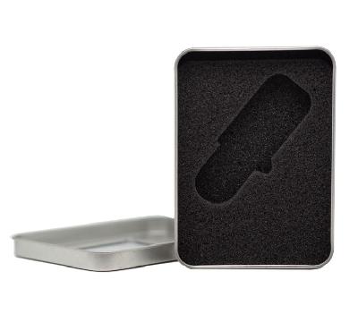 Футляр металлический с ложементом под флеш накопитель в кожаном чехле