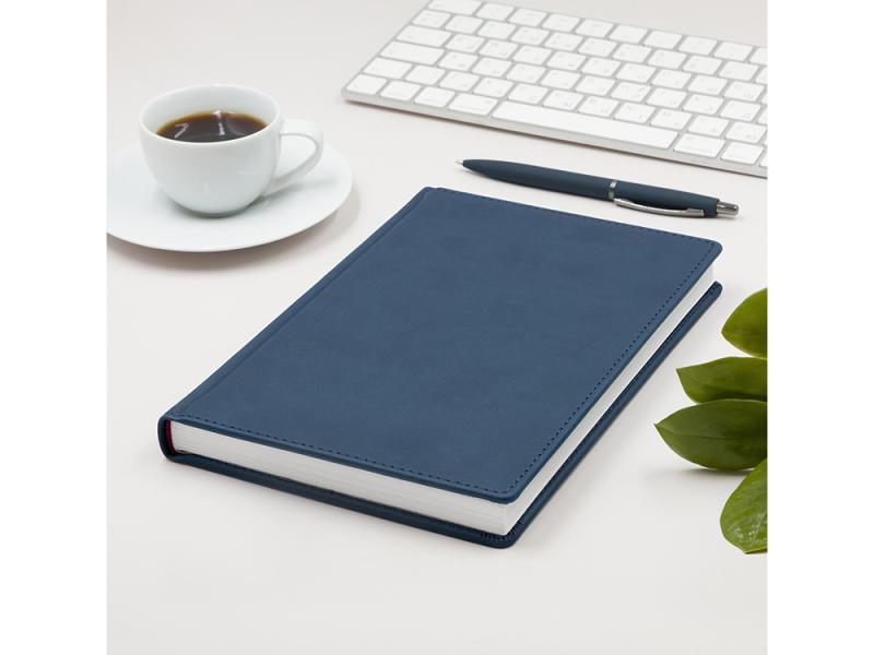 Ежедневник А5 датированный Velvet на 2026 год