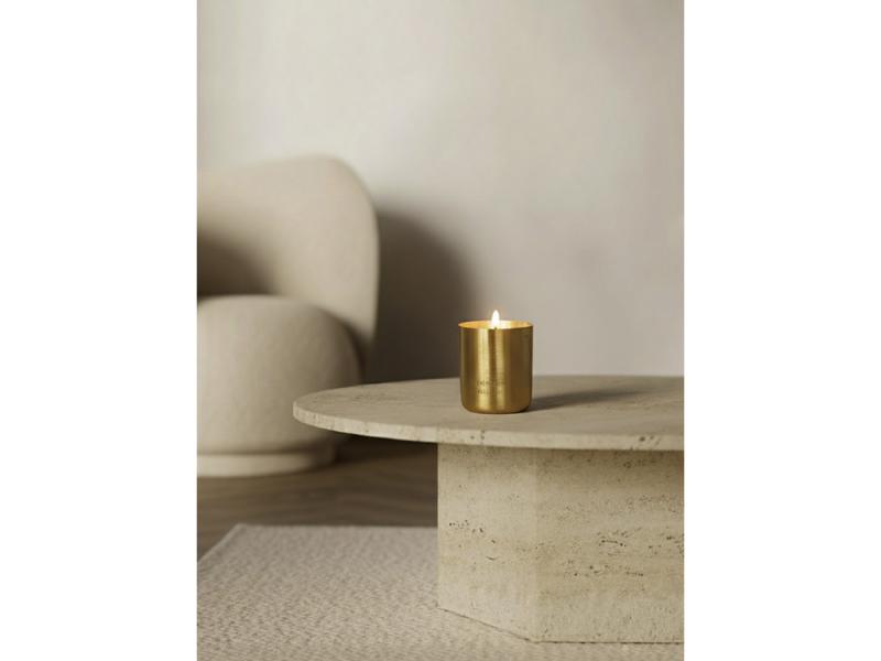 Ароматическая свеча Quiet Rebellion