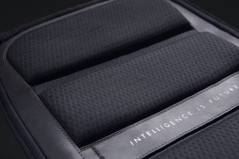 Рюкзак KORIN HiPack 43х33х16 см, черный