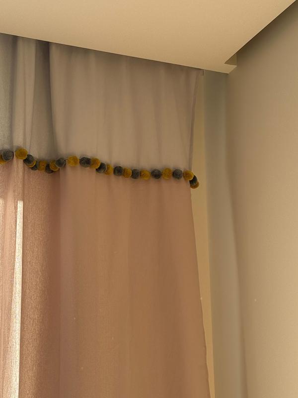 Штора из хлопка с помпонами  из коллекции essential, 150х290 см