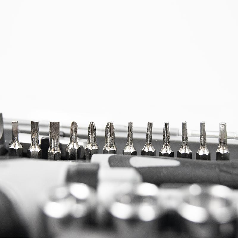 Набор инструментов Tools  Workhard, 40 инструментов, в пластиковом футляре