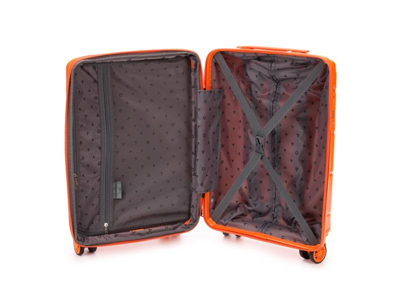 Чемодан В Отпуск, 38 л