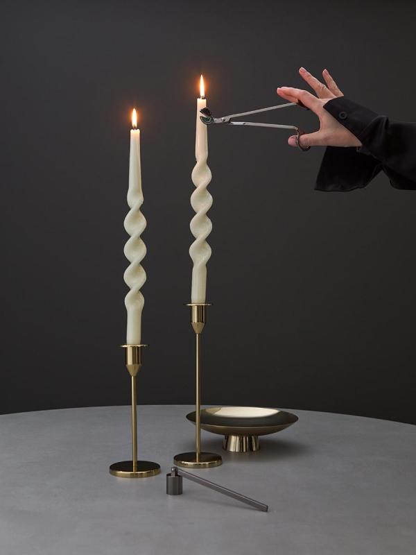 Набор аксессуаров для свечей ового цвета из коллекции essential