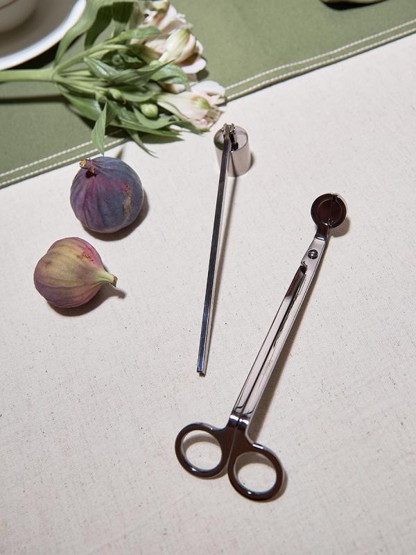 Набор аксессуаров для свечей ового цвета из коллекции essential