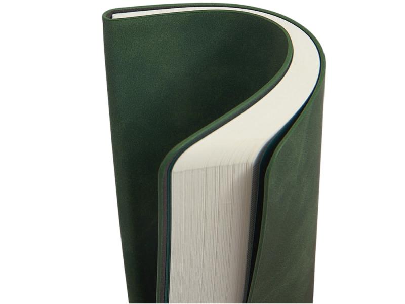 Блокнот А5 с магнитным клапаном в гибкой обложке Chaplin