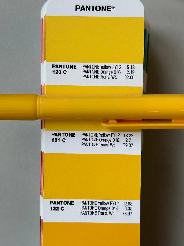 Ручка шариковая Flora Color с полугелиевым стержнем