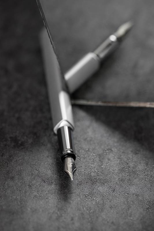 Перьевая ручка PININFARINA PF One SILVER