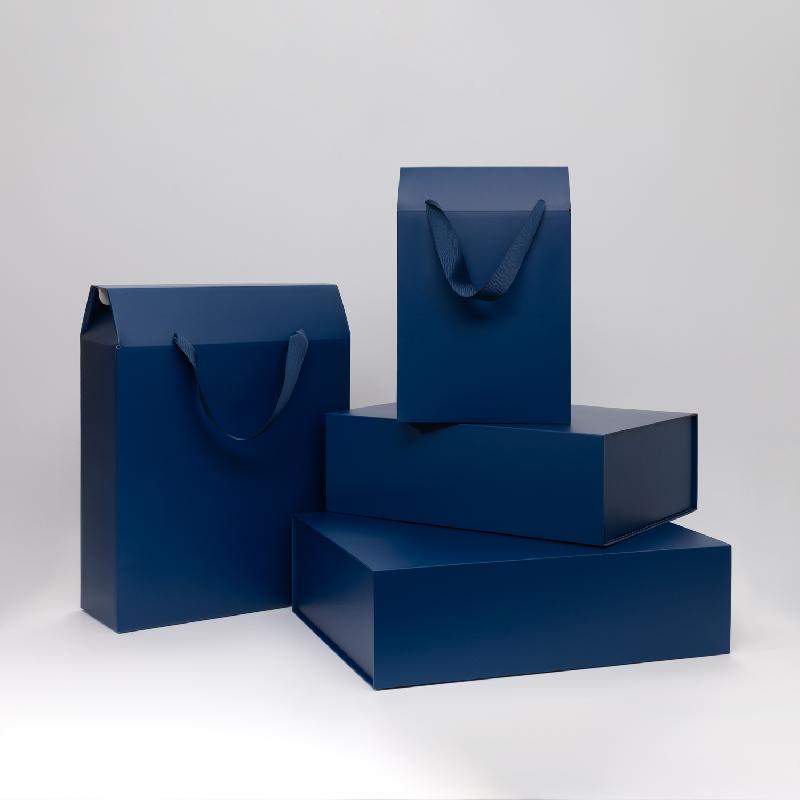 Подарочная коробка-пакет универсальная малая