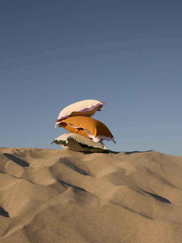 Чехол на подушку с контрастным кантом сиреневого цвета из коллекции trendy ruffles, 40х40 см