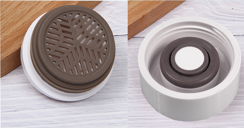 Термокружка Бастион 400 мл с силиконовым ремешком, пластикметалл