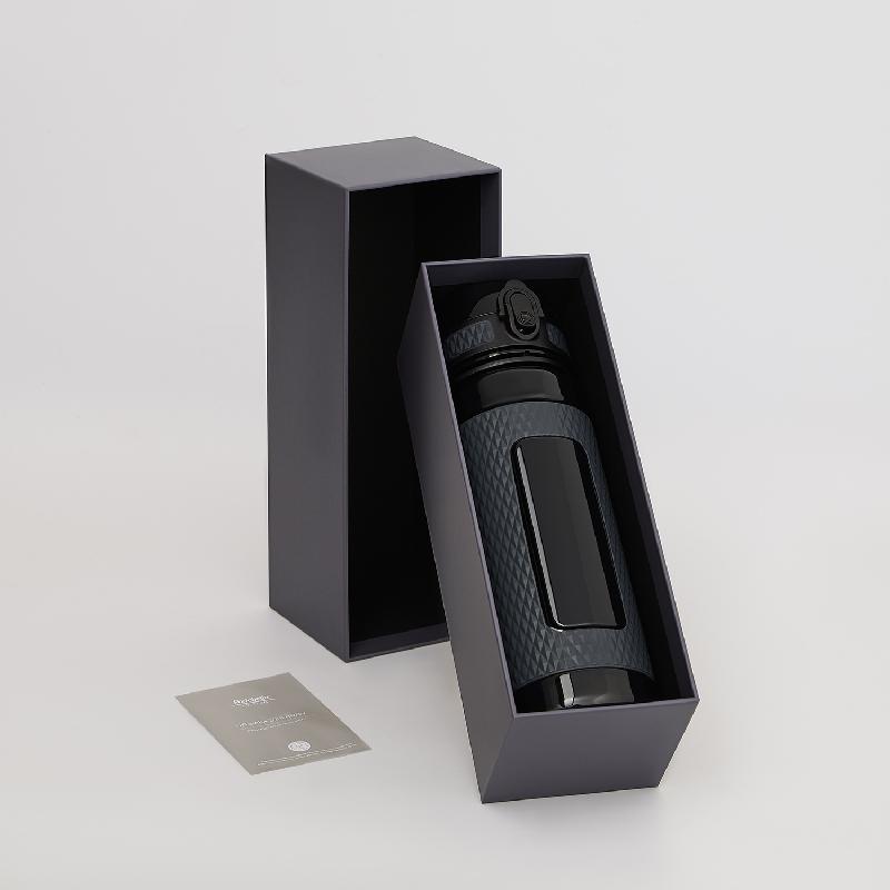 Бутылка для воды Вектор