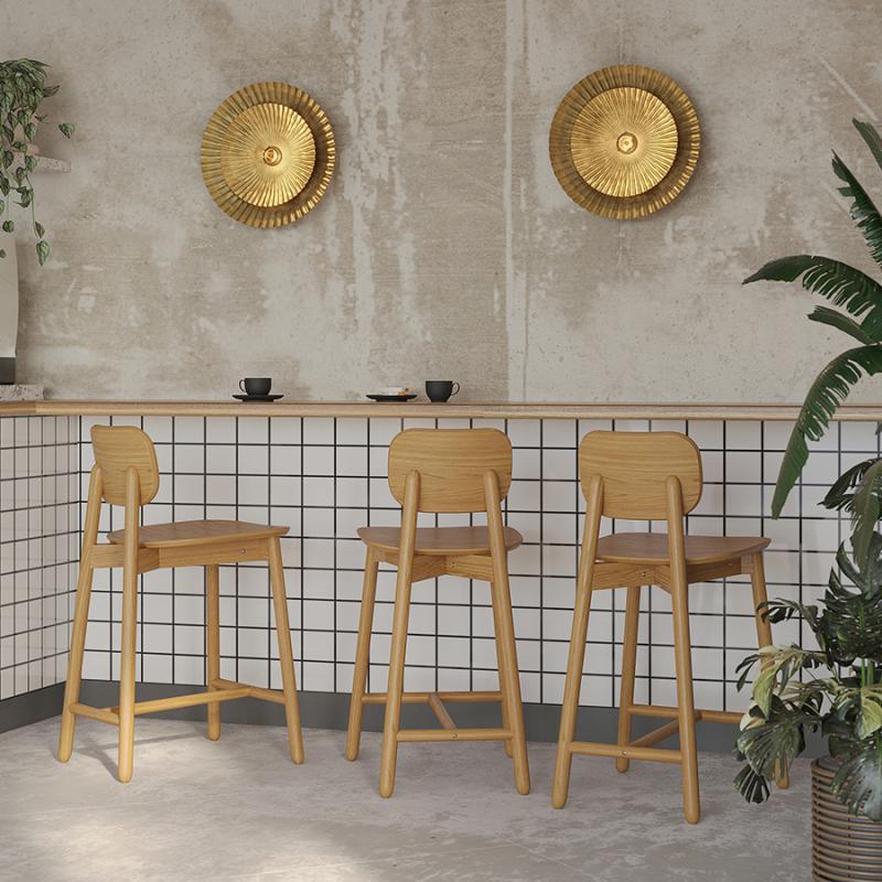 Стул полубарный saga