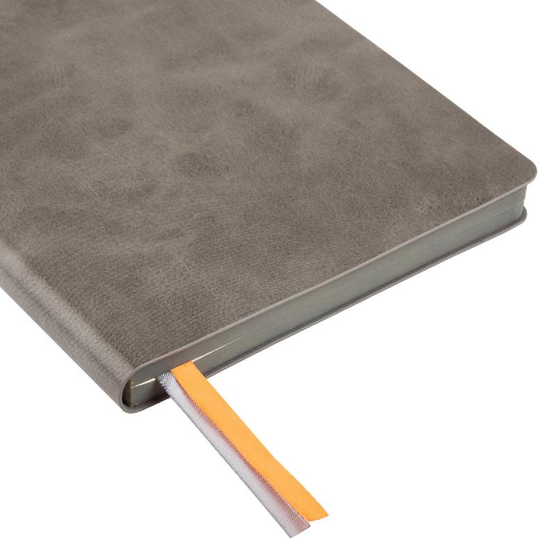 Ежедневник Voyage недатированный