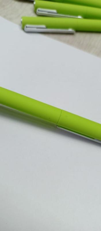 Ручка пластиковая шариковая Bon soft-touch