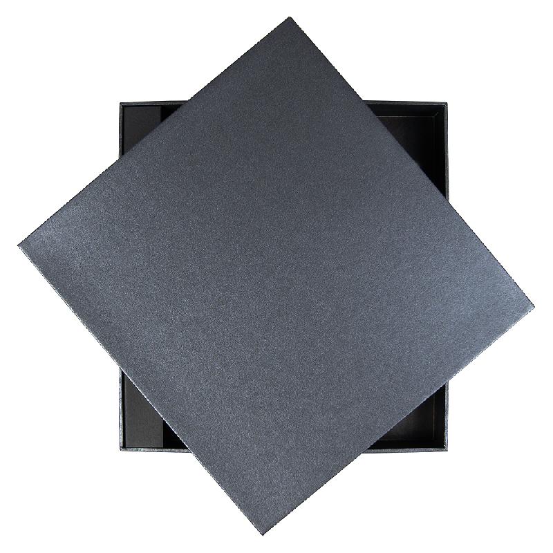 Коробка подарочная,  Solution Superior, размер 23,8*22,3*3,7 см