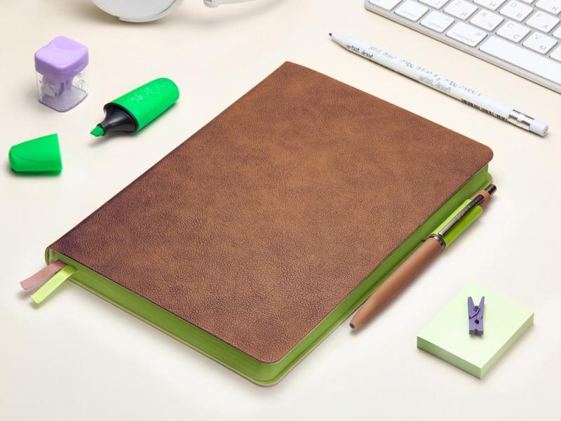 Ежедневник А5 датированный Boston на 2026 год