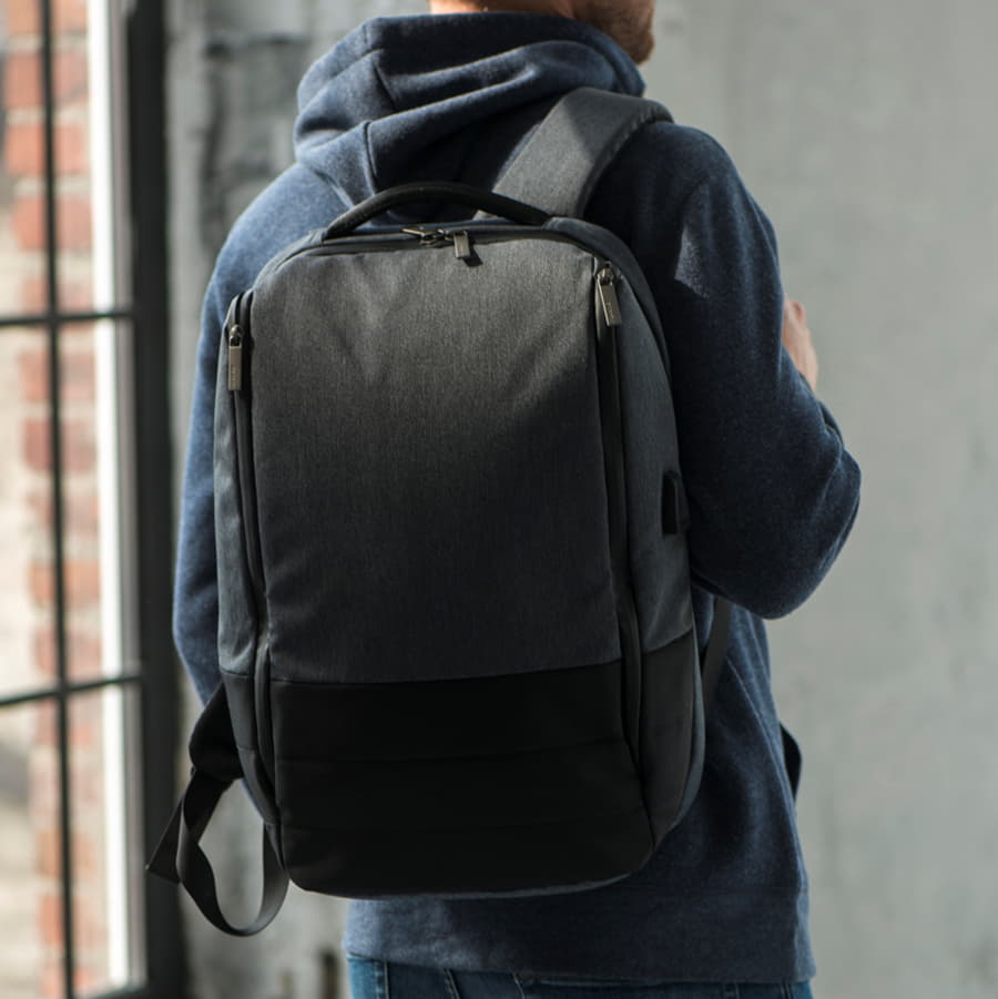 Рюкзак "Gran", темно-серый/черный, 47х28х17 см, осн. ткань:100% полиэстер, подкладка: 100% полиэстер