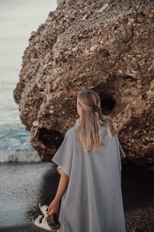 Халат-пончо VINGA Tolo, 100 x 95 см, 360 г/м²