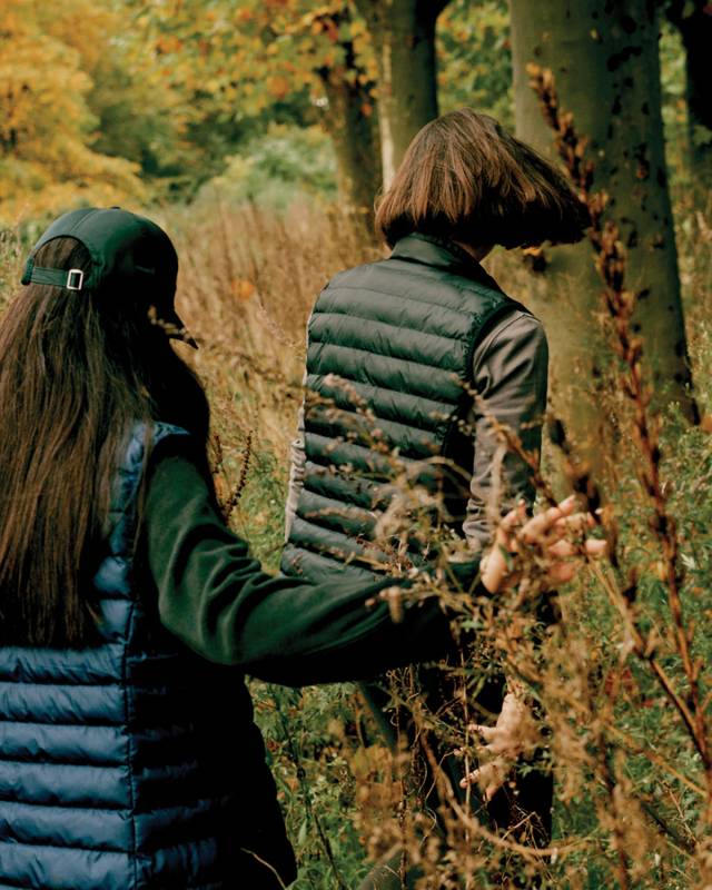 Женский стеганый жилет Iqoniq Meru из переработанного полиэстера AWARE™, 70 г/м²