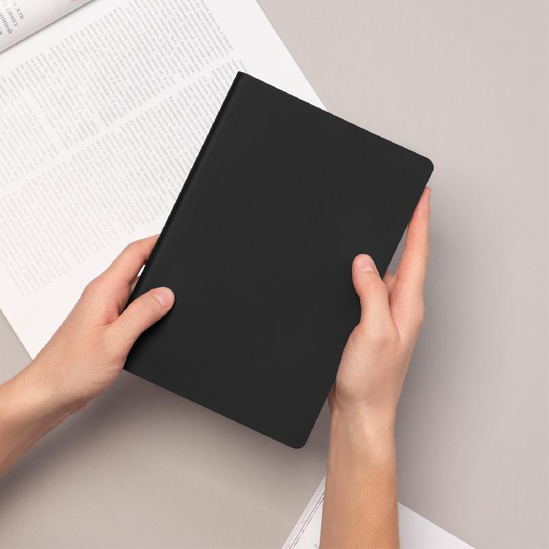 Ежедневник Spark недатированный,  (с упаковкой, со стикерами)