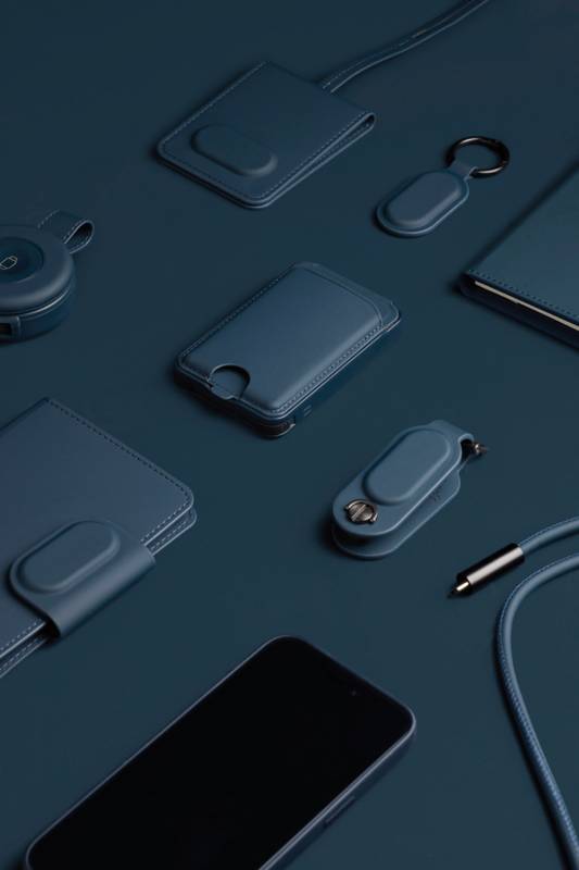 Обложка на паспорт VINGA Baltimore RCS с Bluetooth-трекером Dual