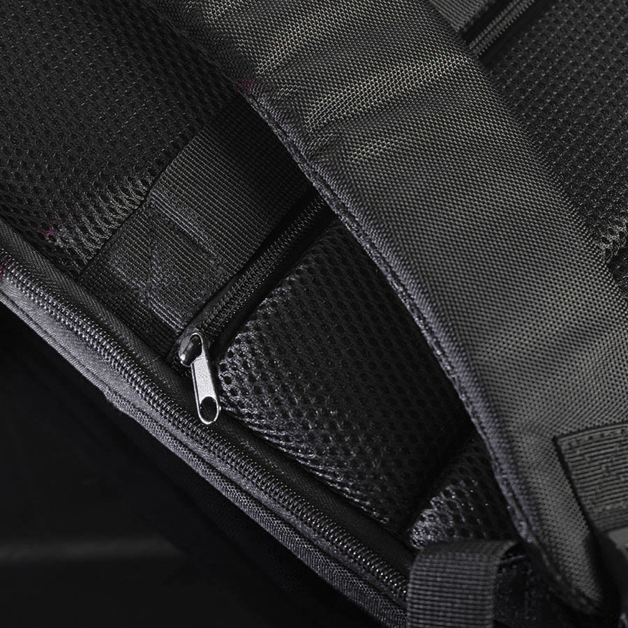 Расширяющийся  водостойкий рюкзак "Slim", чёрный, 45х30х6 см, ткань верха: 100% полиэстер 1680 D