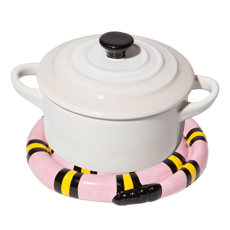 Подставка под горячее snake