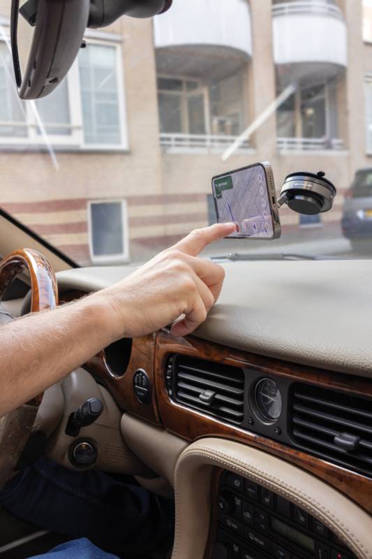 Универсальный держатель для телефона Terra 360° из переработанного пластика RCS