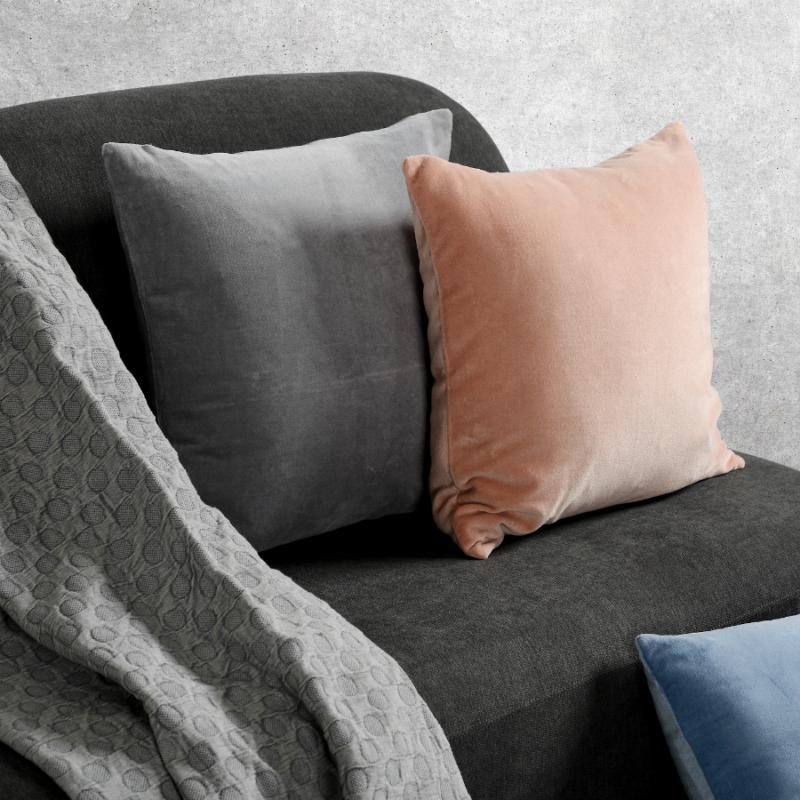 Подушка декоративная из хлопкового бархата  из коллекции essential, 45х45 см