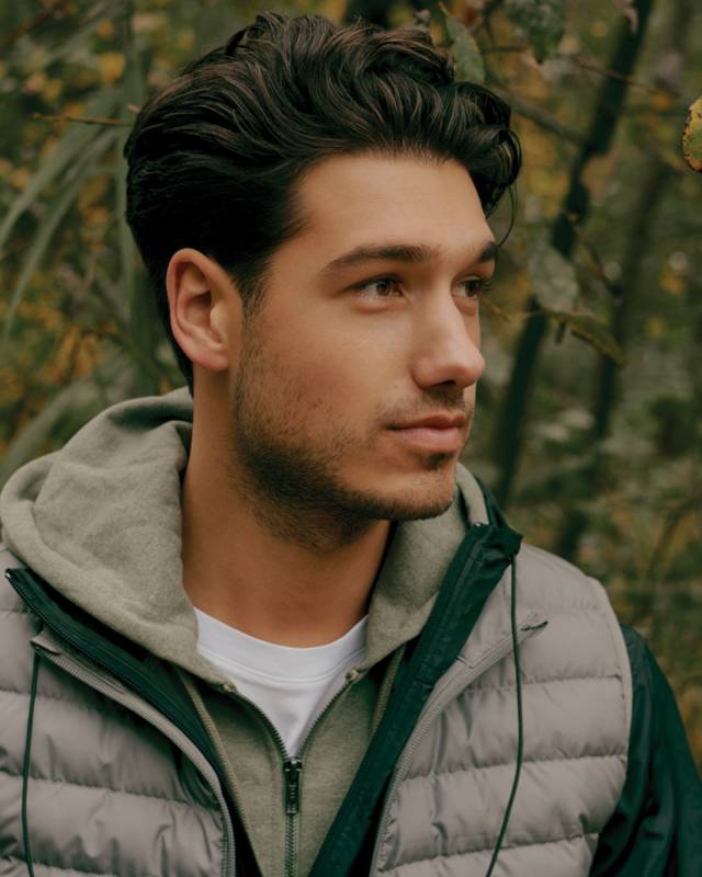 Мужской стеганый жилет Iqoniq Meru из переработанного полиэстера AWARE™, 70 г/м²