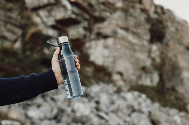 Бутылка для воды VINGA Lean из rPET RCS, 800 мл