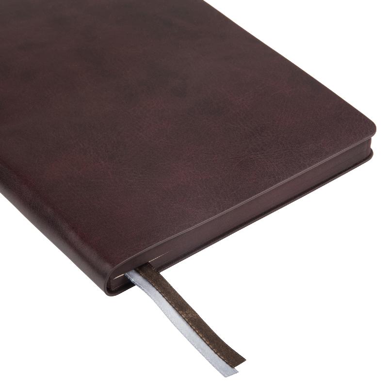 Ежедневник Voyage недатированный