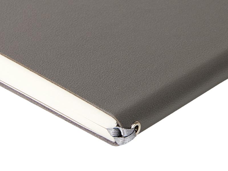 Ежедневник недатированный А5 Grand