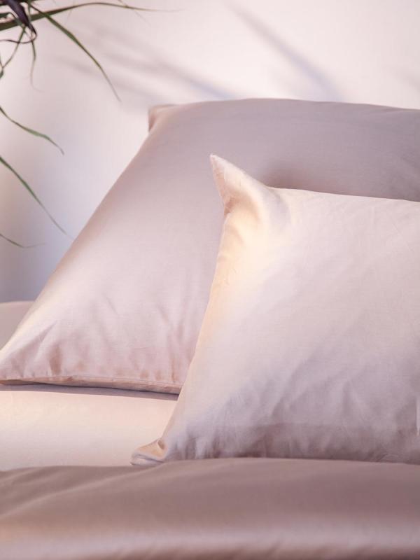 Комплект постельного белья из премиального сатина  из коллекции essential, 150х200 см